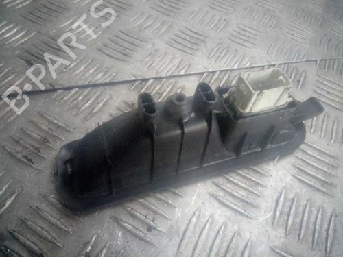 Used Right front window switch RENAULT SCÉNIC II (JM0/1_) 1.4 (JM0B, JM0H, JM1A) (98 hp) 7477509