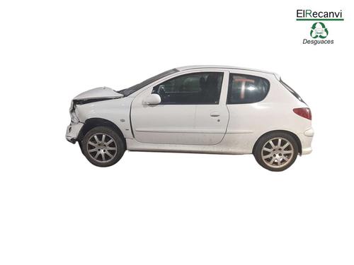 Sikringsdåse PEUGEOT 206 Hatchback (2A/C) 2.0 HDI 90 | BP21570958E1