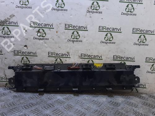 instrument-cluster-renault-scenic-ii-jm01_-p8200365608b-2003-2004-2005-2006-2007-2008-2009-2010-18348799 main image