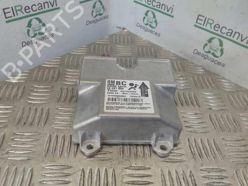 ecu-airbags-opel-astra-h-a04-19-cdti-16v-l48-2004-2005-2006-2007-2008-2009-2010-2011-2012-2013-2014-4530790 main image