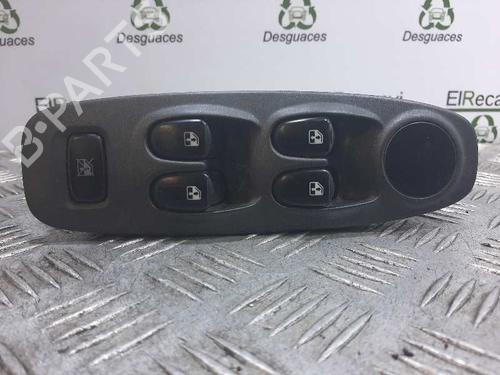 Used Left front window switch HYUNDAI ACCENT II (LC) 1.5 CRDi (82 hp) 5824260