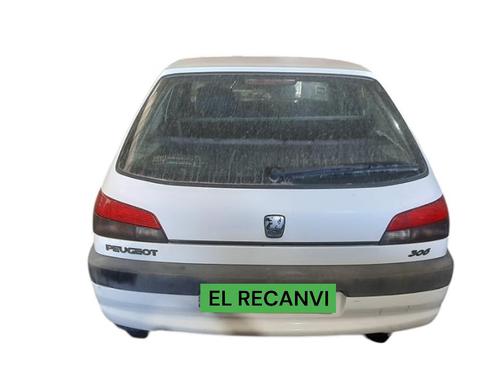 Right taillight PEUGEOT 306 (7B, N3, N5) 1.9 SLD | BP28794731C35 