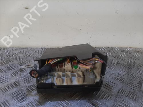 Used Fuse box Fuse box 37672329 37672329
