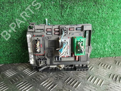 Scatola Fusibili CITROËN C5 I (DC_) 2.0 HDi (DCRHZB, DCRHZE) (109 hp) 29451269