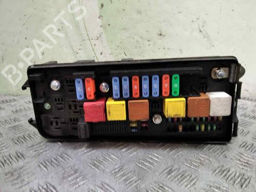 Sikringsdose OPEL VECTRA C (Z02) 1.9 CDTI (F69) (150 hp) 19288369