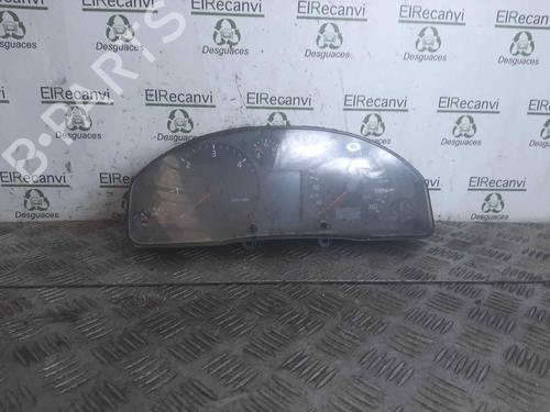 Used Instrument cluster AUDI A6 C5 Avant (4B5, 4B6) [1997-2006]  17704206