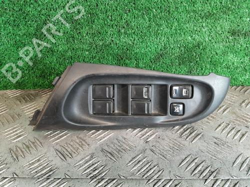 Used Left front window switch NISSAN ALMERA II Hatchback (N16) [2000-2025]  26187881