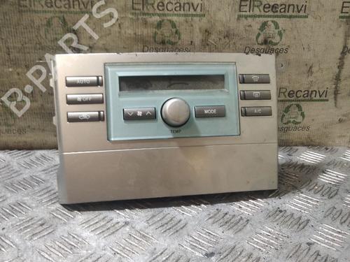 Used Climate control TOYOTA COROLLA Verso (ZER_, ZZE12_, R1_) 2.2 D-4D (AUR10_, AUR10R) (177 hp) 29484088