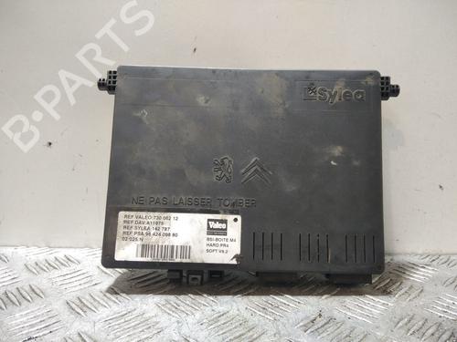 Used Fuse box Fuse box CITROËN BERLINGO / BERLINGO FIRST MPV (MF_, GJK_, GFK_) 1.9 D (MFWJZ) (70 hp) 33994745 33994745