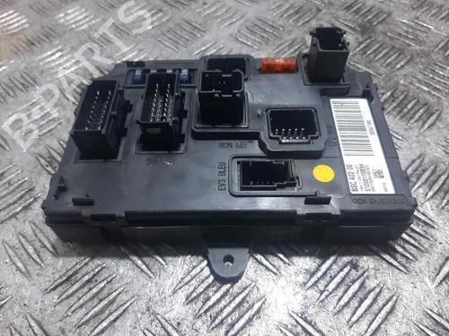 Used Fuse box PEUGEOT 407 (6D_) [2004-2011]  16011495