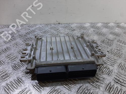 Used Engine control unit (ECU) RENAULT CLIO II (BB_, CB_) [1998-2016]  31070469