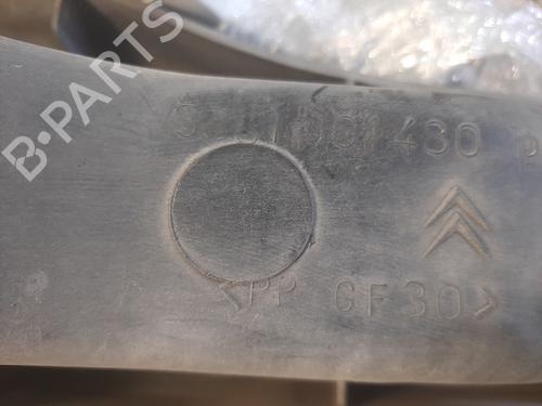Used Front bumper reinforcement Front bumper reinforcement 37700277 37700277