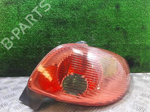 Højre baglygte PEUGEOT 206 Hatchback (2A/C) 1.4 LPG (75 hp) 27588349