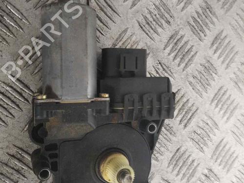 Used Left front window motor AUDI A6 C5 (4B2) 2.5 TDI (150 hp) 15768205
