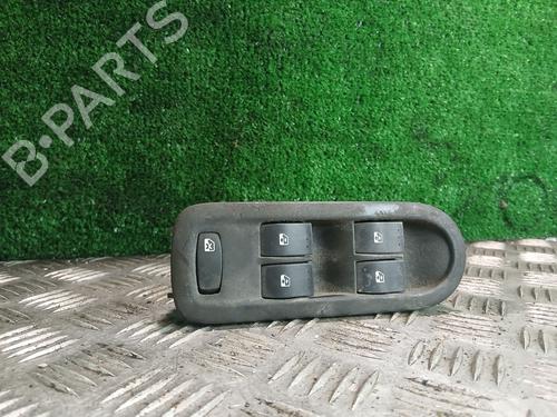 Used Left front window switch Left front window switch RENAULT MEGANE II Saloon (LM0/1_) 1.9 dCi (LM0G, LM1G, LM2C) (120 hp) 34127456 34127456