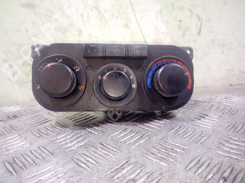 Used Climate control HYUNDAI COUPE II (GK) 1.6 16V (105 hp) 9726350