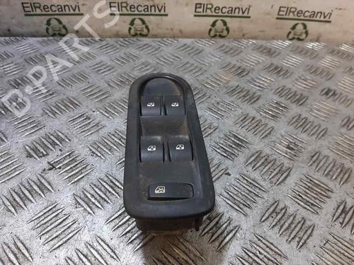 Used Left front window switch RENAULT SCÉNIC II (JM0/1_) [2003-2010]  18910204