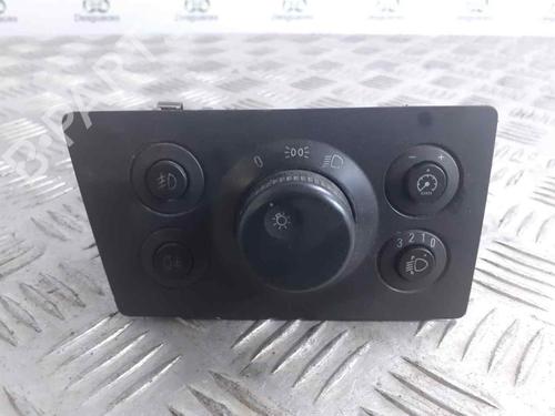 Used Headlight switch OPEL ZAFIRA / ZAFIRA FAMILY B (A05) 1.9 CDTI (M75) (120 hp) 6833322