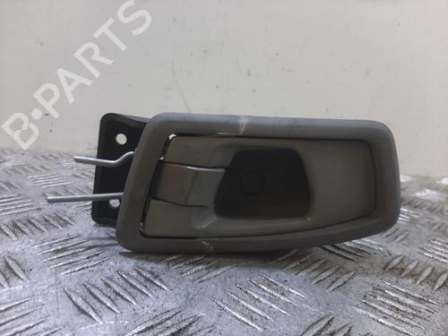 Højre fortil invendig håndtag Højre fortil invendig håndtag KIA CARENS I MPV (FC, FJ) 1.6 (105 hp) 37198523 37198523