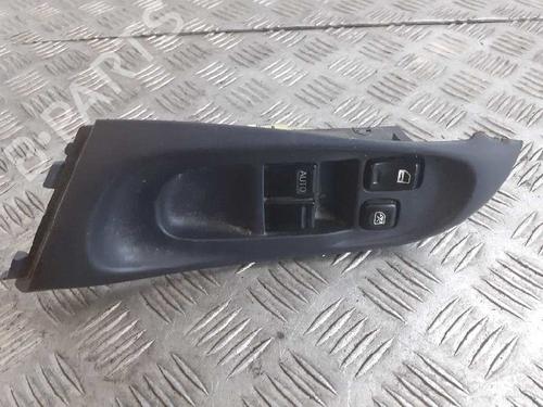 Used Left front window switch NISSAN ALMERA II Hatchback (N16) [2000-2025]  6009770