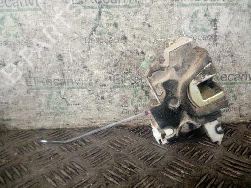 Used Rear right lock NISSAN PICK UP (D22) 2.5 TD 4WD (103 hp) 5067390