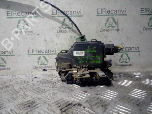 Høyre foran lås SKODA OCTAVIA I (1U2) 1.9 TDI (90 hp) 4544194