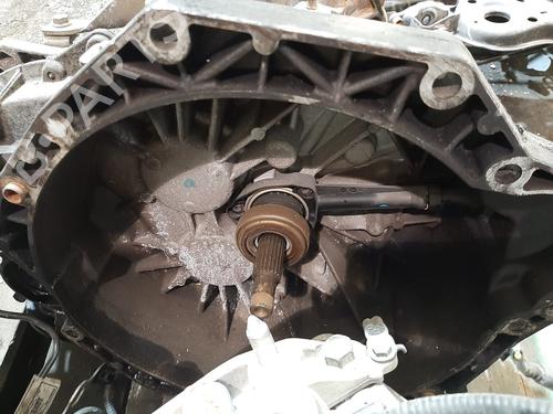 Boîte de vitesses RENAULT MASTER II Van (FD) 2.5 dCi 100 (FD0U, FD0V, FD3U, FD3V, FD8U, FD8V) (99 hp) 26223247