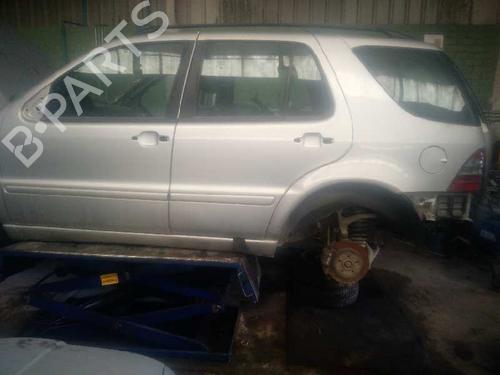 Front right window mechanism MERCEDES-BENZ M-CLASS (W163) ML 270 CDI (163.113) | BP4522397C23