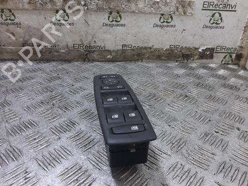 Used Left front window switch RENAULT MEGANE II (BM0/1_, CM0/1_) [2001-2012]  29157403
