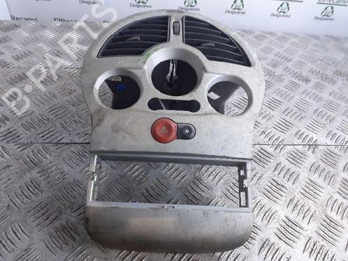 Używane Kratka nawiewu RENAULT MODUS / GRAND MODUS (F/JP0_) 1.5 dCi (FP0D, JP0D) (82 hp) 11647511