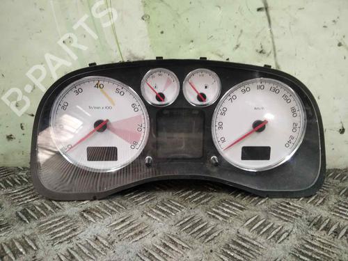 Used Instrument cluster PEUGEOT 307 CC (3B) [2003-2009]  17949173