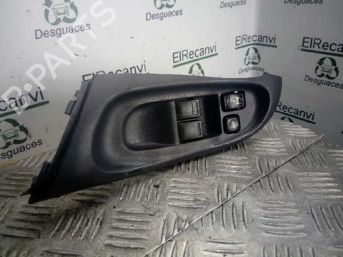 Used Left front window switch NISSAN ALMERA II Hatchback (N16) [2000-2025]  4526324