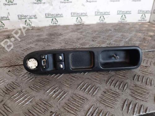 Interrupteur de vitre avant gauche PEUGEOT 307 Break (3E) 2.0 HDI 110 (107 hp) 13619745