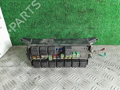 Used Fuse box CHRYSLER VOYAGER / GRAND VOYAGER III (GS_, NS_) 2.5 TD (116 hp) 24472308