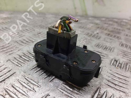 Fensterheberschalter links vorne für FORD FOCUS I (DAW, DBW) 1.8 Turbo DI / TDDi (90 hp) 13514103