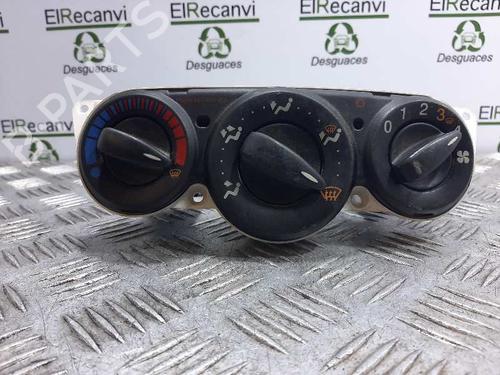 AC-Styringsenhed/Manøvreenhed FORD FOCUS I (DAW, DBW) 1.6 16V (100 hp) 5837560