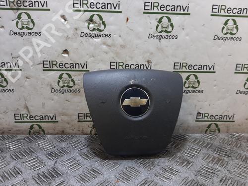 Used Driver airbag CHEVROLET CAPTIVA (C100, C140) 2.0 D 4WD (150 hp) 17759809