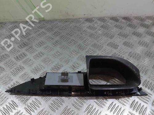 Used Left front window switch SEAT ALTEA (5P1) 1.6 (102 hp) 8519035