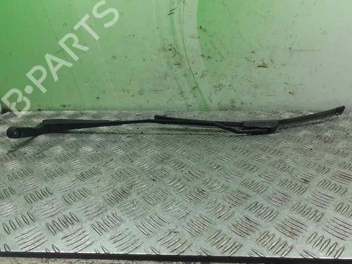 Used Front windshield wiper arm VW GOLF III (1H1) [1989-2000]  11237445
