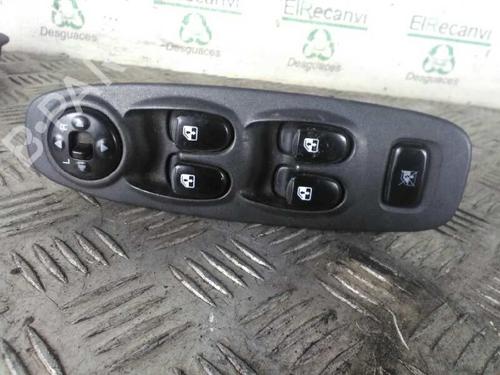 Fensterheberschalter links vorne für HYUNDAI ACCENT II (LC) [1999-2012]  4549318