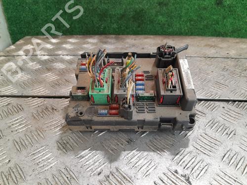 Used Fuse box PEUGEOT 307 (3A/C) [2000-2012]  26135135