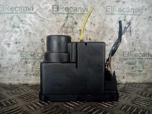 Commande Confort MERCEDES-BENZ C-CLASS (W202) C 250 Turbo-D (202.128) (150 hp) 4879364