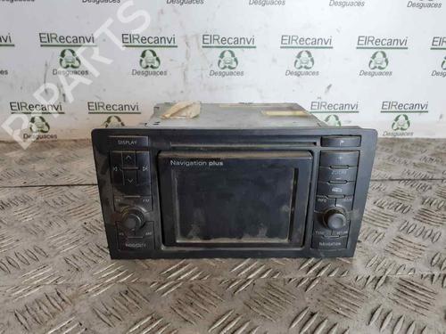 Used Radio AUDI A8 D2 (4D2, 4D8) 4.2 quattro (310 hp) 13419019