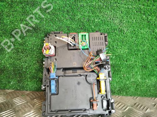 Sikringsdose PEUGEOT 206 Hatchback (2A/C) 1.9 D (69 hp) 28584728
