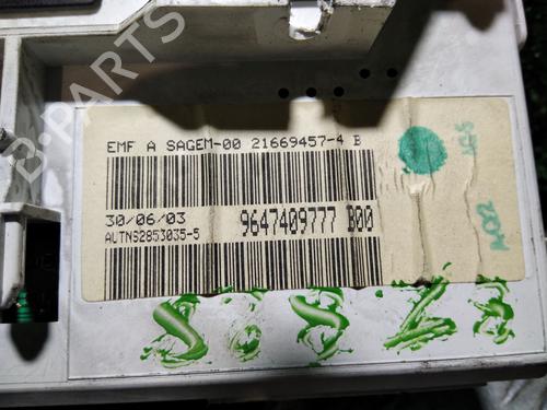 Multifunctionele display PEUGEOT 206 Hatchback (2A/C) | BP25760885C48