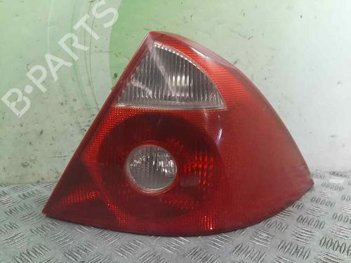 Used Right taillight FORD MONDEO III (B5Y) [2000-2007]  19322730