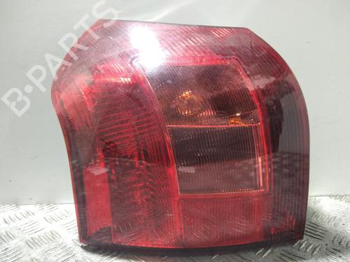 Used Left taillight TOYOTA COROLLA (_E12_) 1.4 VVT-i (ZZE120_, ZZE120R) (97 hp) 30519280