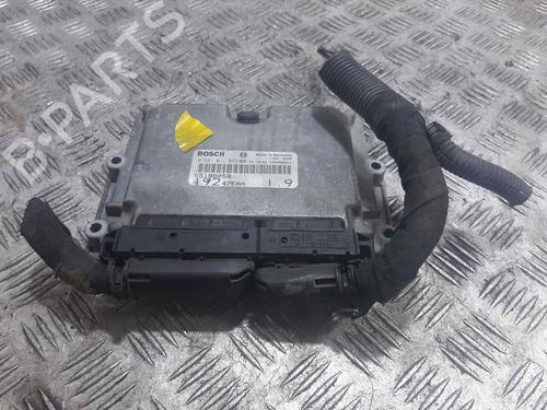 Used Engine control unit (ECU) FIAT STILO (192_) 1.9 JTD (192_XE1A) (115 hp) 13622967