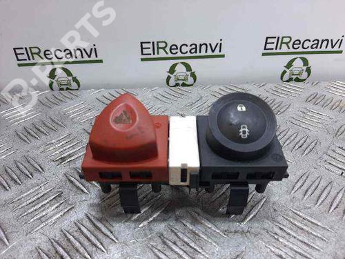 Used Warning switch RENAULT MEGANE II (BM0/1_, CM0/1_) 1.6 16V (112 hp) 5844698