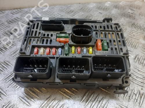 Fuse box CITROËN C4 I (LC_) | BP37195553E1 - Image 3